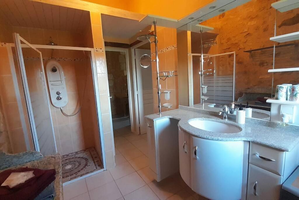 Gite Lot'Ivier Piscine Nature Lot Montayral Exterior photo